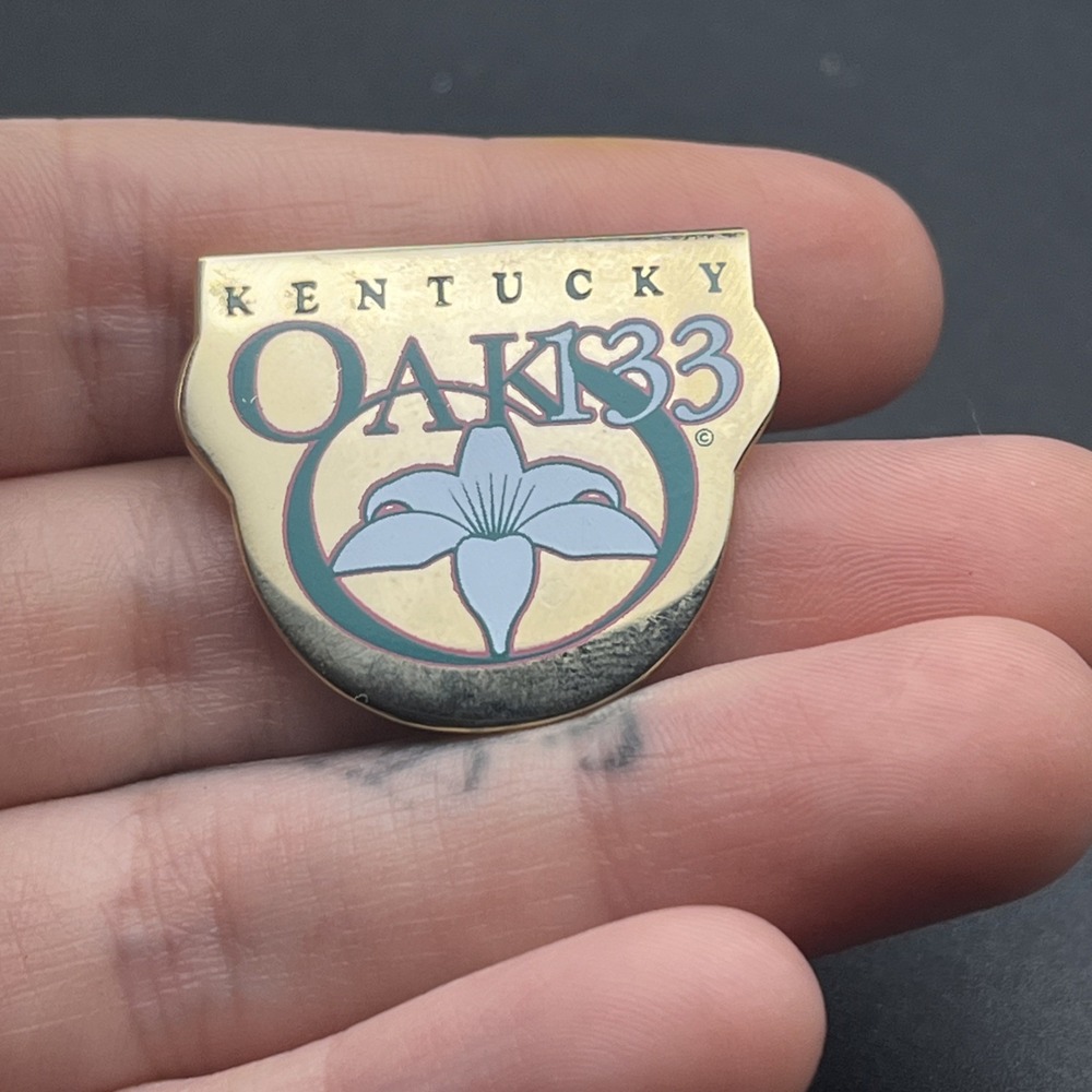 Kentucky Oaks 133 Horse Racing Churchill Downs Lapel Hat Pin
